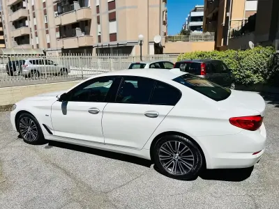 Usado BMW 520 M Sport 190 HP (139 kW) 2017 Branco Sedan