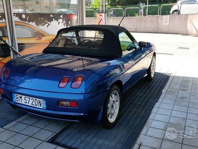 Usata Fiat Barchetta 130 CV (95 kW) 2000 Blu Cabrio