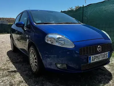 Usata Fiat Grande Punto Dynamic 77 CV (56 kW) 2010 Other Utilitaria