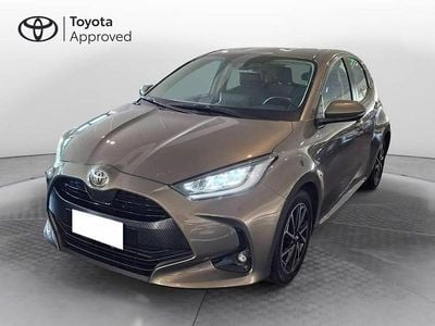 Usata Toyota Yaris Trend 72 CV (52 kW) 2022 Oxide bronze Utilitaria