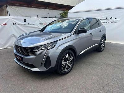 Usata Peugeot 3008 Allure 131 CV (96 kW) 2024 Grigio SUV
