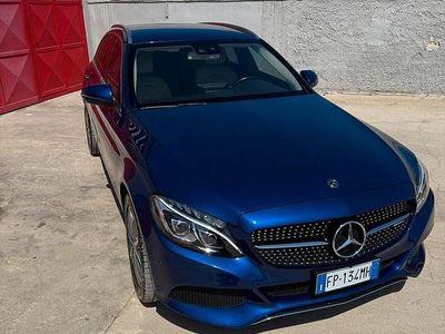 Usata Mercedes C250 204 CV (150 kW) 2018 Blu Station wagon