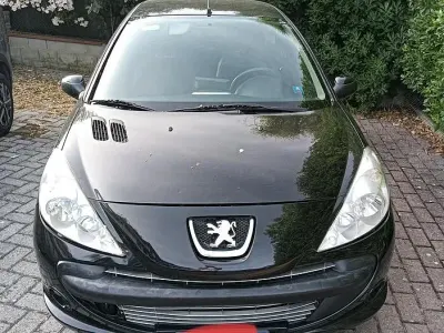 Usata Peugeot 206+ 2009 Nero Utilitaria