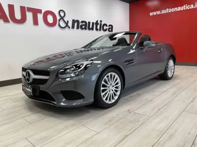Usata Mercedes SLC200 184 CV (135 kW) 2016 Grigio Cabrio