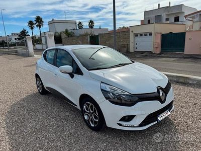 Usata Renault Clio IV 75 CV (55 kW) 2018 Bianco Utilitaria