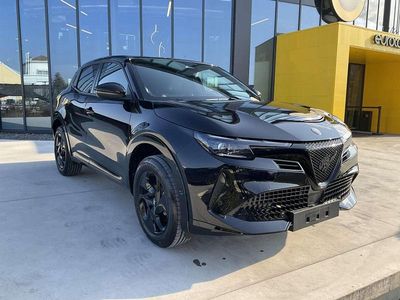 Nuova Alfa Romeo Junior Ti 145 CV (106 kW) 2026 Nero SUV