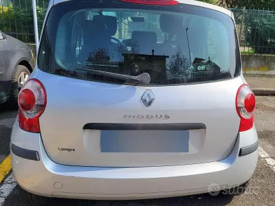 Usata Renault Modus 75 CV (55 kW) 2007 Grigio Monovolume