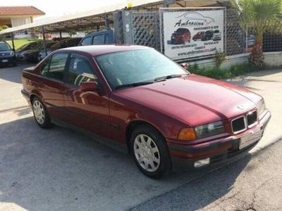 usata BMW 318 Serie 3 i