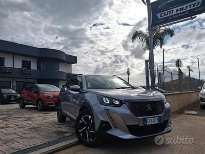 Usata Peugeot 2008 Allure 110 CV (80 kW) 2021 Grigio SUV