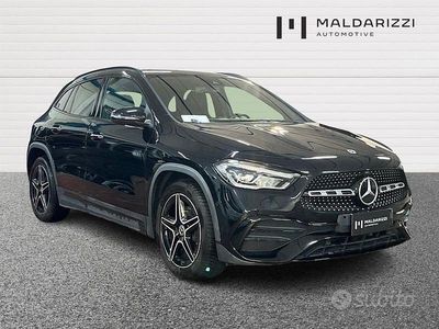 Usata Mercedes GLA200 Premium 150 CV (110 kW) 2022 Nero SUV