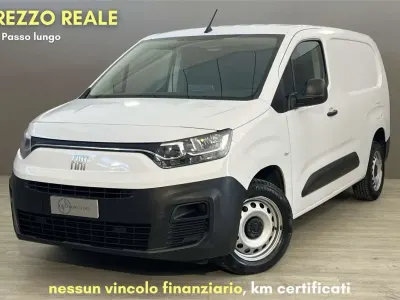 Begagnad Fiat Doblò 102 HK (75 kW) 2024 Vit Minibuss