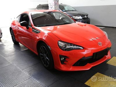 Usata Toyota GT86 Edition 200 CV (147 kW) 2017 Orange pastello Coupé