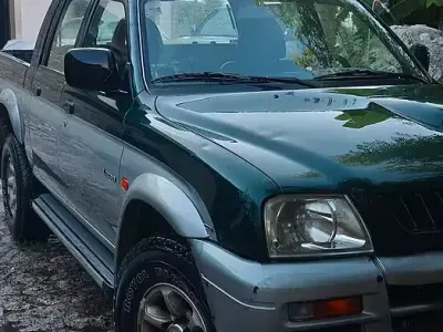 Usata Mitsubishi L200 100 CV (73 kW) 2000 Pick-up