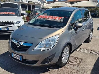 Usata Opel Meriva 95 CV (69 kW) 2012 Marrone Monovolume