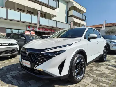 Usata Nissan Qashqai N-Connecta 140 CV (102 kW) 2024 Bianco SUV