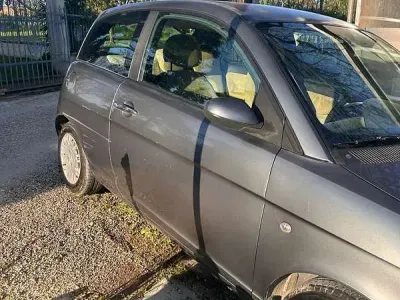 Usata Lancia Ypsilon 60 CV (44 kW) 2005 Utilitaria