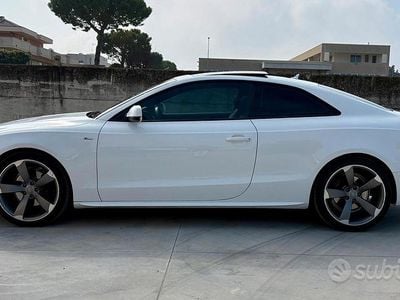 Begagnad Audi A5 S-Line 190 HK (139 kW) 2015 Vit Sportkupé