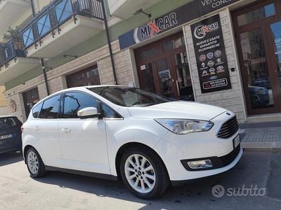 Usata Ford C-MAX Titanium 120 CV (88 kW) 2017 Bianco Monovolume