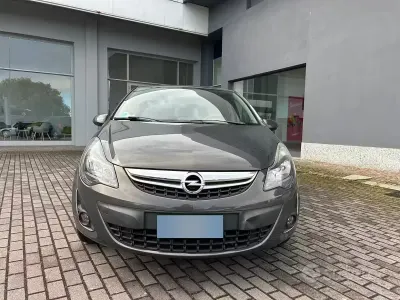 Usata Opel Corsa 85 CV (62 kW) 2014 Grigio Utilitaria