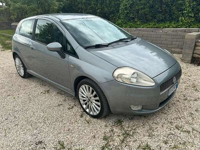 Usata Fiat Grande Punto Sport 95 CV (69 kW) 2007 Grigio Utilitaria