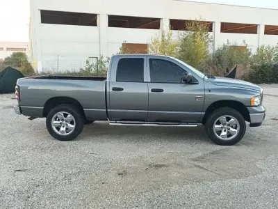Usata Dodge Ram 345 CV (253 kW) 2005 Grigio Pick-up