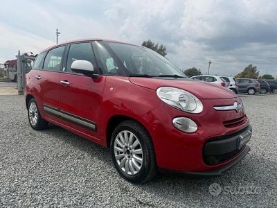 Usata Fiat 500L Living 120 CV (88 kW) 2015 Rosso Monovolume
