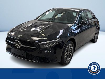 Usata Mercedes A250 Advanced 218 CV (160 kW) 2024 Nero metallizzato Berlina
