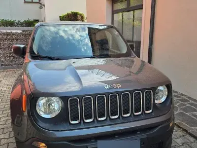 Usata Jeep Renegade Sport 95 CV (69 kW) 2017 Grigio SUV