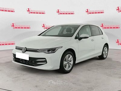 Bianco Usata 2024 VW Golf VIII Life Berlina | 25.900 € (Buon prezzo)