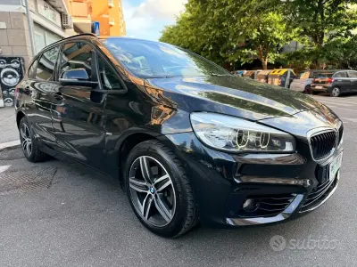 Usata BMW 216 Active Tourer Sport Line 116 CV (85 kW) 2017 Nero Monovolume
