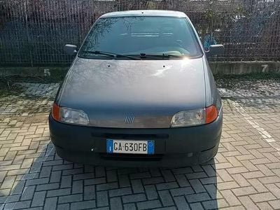 Brugt Fiat Punto S 60 HK (44 kW) 1998 Grå Hatchback