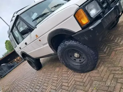 Usata Land Rover Discovery 113 CV (83 kW) 1992 Bianco SUV