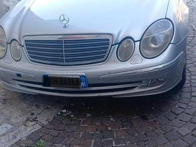 Mercedes E270