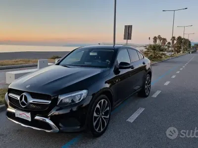 Usata Mercedes GLC220 Premium 170 CV (125 kW) 2018 Nero SUV