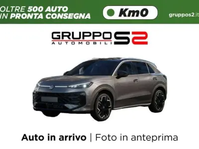 Nuova VW T-Roc Cabriolet R-line 150 CV (110 kW) 2026 Nero SUV