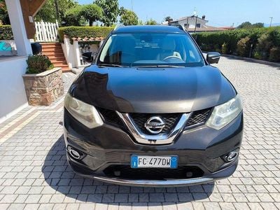Usata Nissan X-Trail Tekna 130 CV (95 kW) 2016 Verde SUV