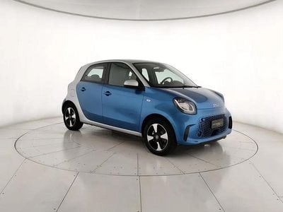 Usata Smart ForFour Electric Drive Passion 41 kW (56 CV) 2021 Azzurro Utilitaria
