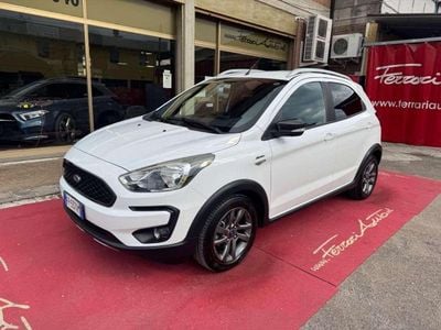 Usata Ford Fiesta Active 95 CV (69 kW) 2018 Bianco Utilitaria