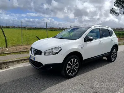 Używany Nissan Qashqai N-TEC 131 KM (96 kW) 2012 Biały SUV