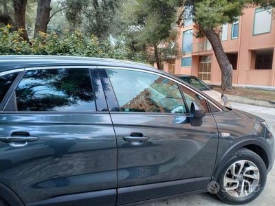 Usata Opel Crossland 2018 Grigio SUV