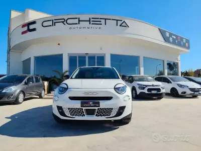 Usata Fiat 600 La Prima 110 CV (80 kW) 2025 Bianco SUV