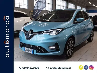 Usata Renault Zoe Intens 100 kW (136 CV) 2020 Azzurro metallizzato Utilitaria