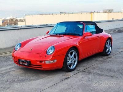 Usata Porsche 911 Carrera 4 Cabriolet 286 CV (210 kW) 1995 Rosso Cabrio