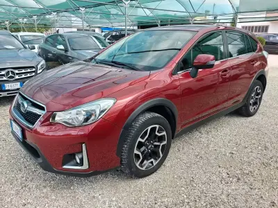 Usata Subaru XV Style 147 CV (108 kW) 2017 Rosso SUV