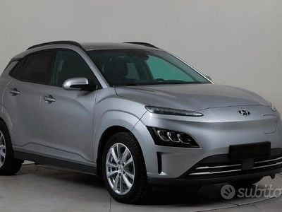 Usata Hyundai Kona 150 kW (204 CV) 2023 Grigio SUV
