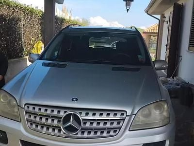 Usata Mercedes ML320 Elegance 2006 Grigio SUV