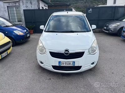 Usata Opel Agila 86 CV (63 kW) 2009 Bianco Utilitaria