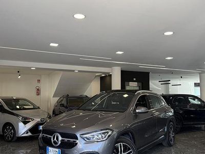 Usata Mercedes GLA200 150 CV (110 kW) 2022 Grigio SUV