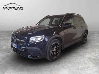 Usata Mercedes GLB180 Premium 116 CV (85 kW) 2023 Nero SUV