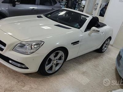 Usata Mercedes SLK200 183 CV (134 kW) 2012 Bianco Cabrio